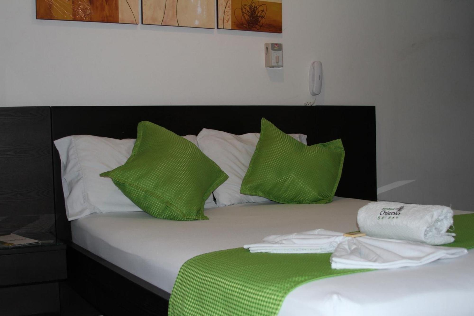 Hotel Chicala Salgar Puerto Salgar Стая снимка